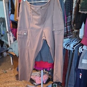 Halara Stylish Tan Women's Cargo Pants-Plus Size 3x